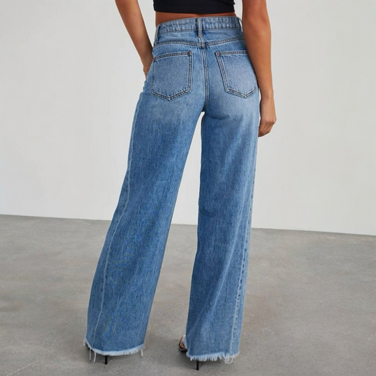 Aliyah Frayed Hem Jeans